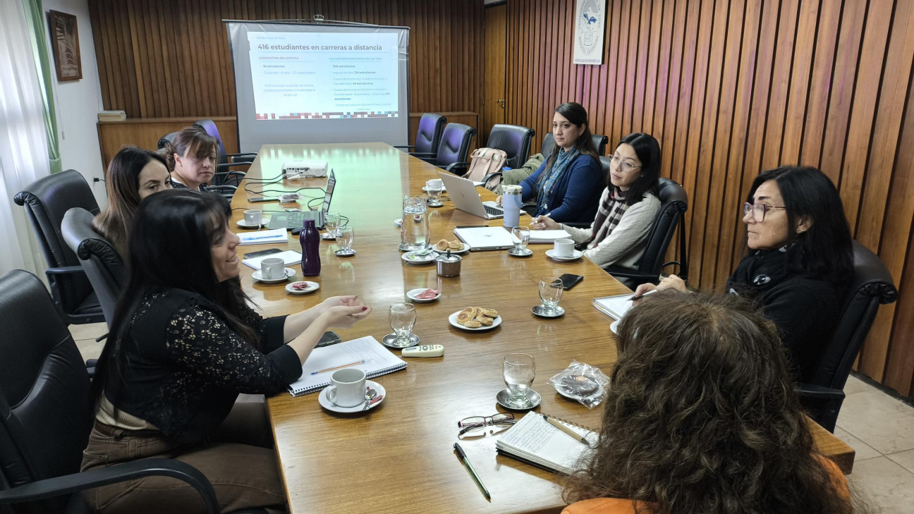 imagen En la FCE, Educación Digital inició los encuentros de acompañamiento a las UUAA 